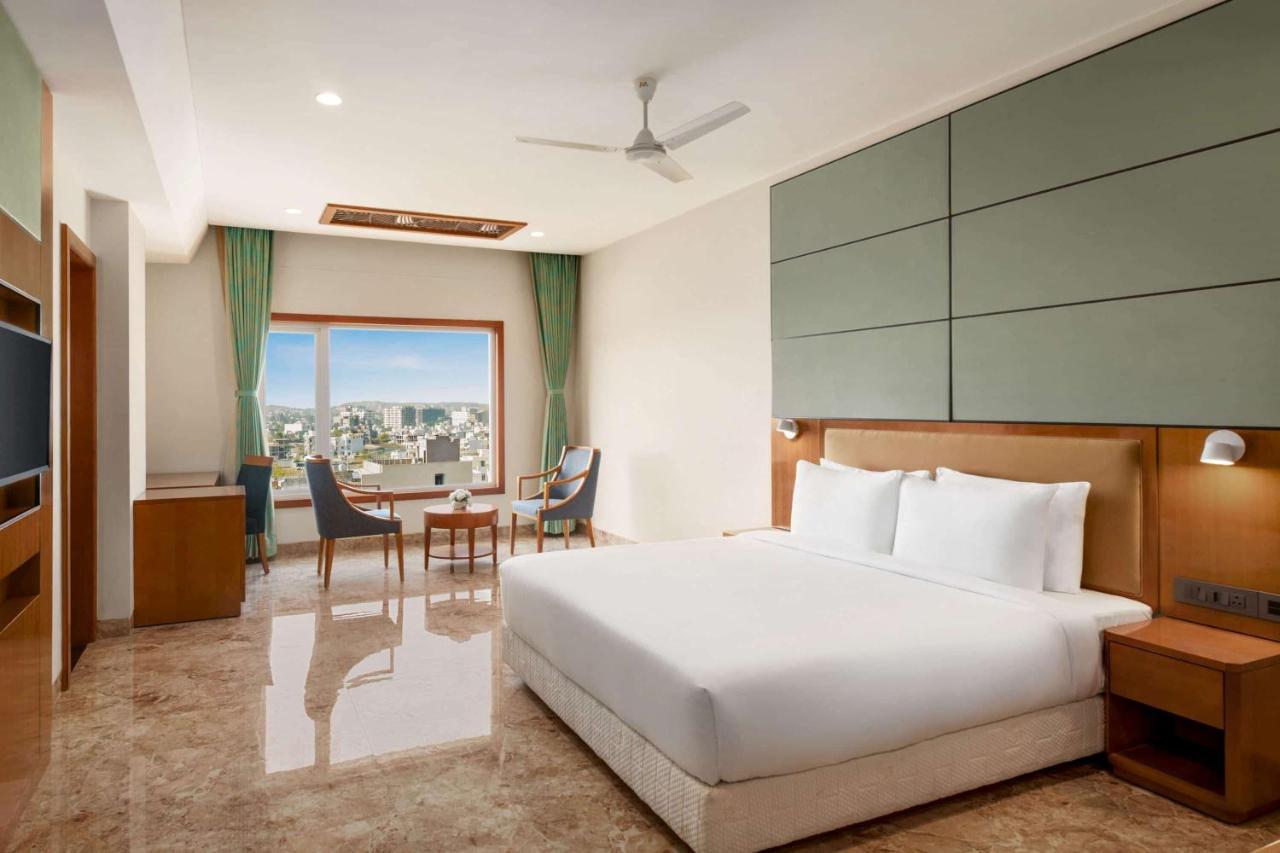 होटल Howard Johnson By Wyndham Roop Nagar